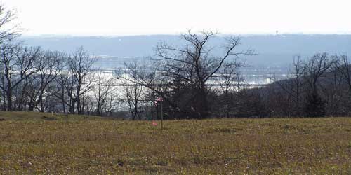 Tranquil and peaceful overlooking Mississippi River.